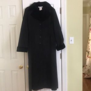 Black long coat from Tribal